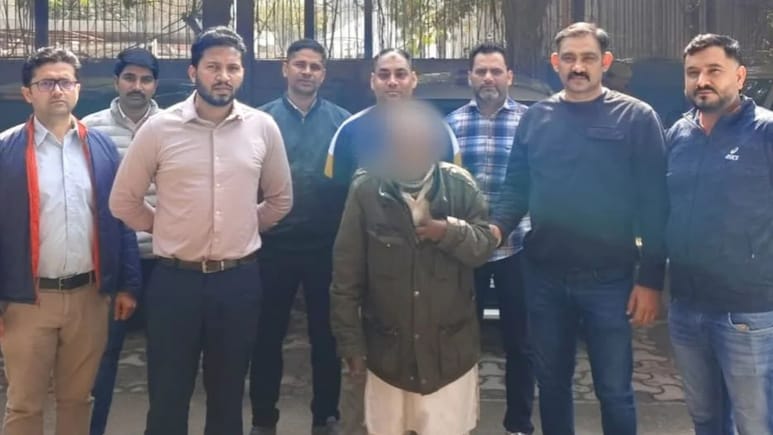 'Godman' Killed 3 With Poison <i>Laddoos</i> In Car In Delhi, Promised Them Money
