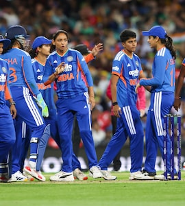 Clinical India Crush Australia By 9 Wickets In Rain-Hit 1st Womens T20I