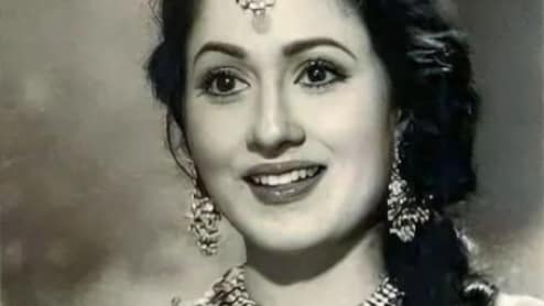 मधुबाला की 10 खूबसूरत तस्वीरें, वैलेंटाइंस डे पर हुआ जन्म, लेकिन सच्चे प्यार के लिए ताउम्र तरसीं एक्ट्रेस