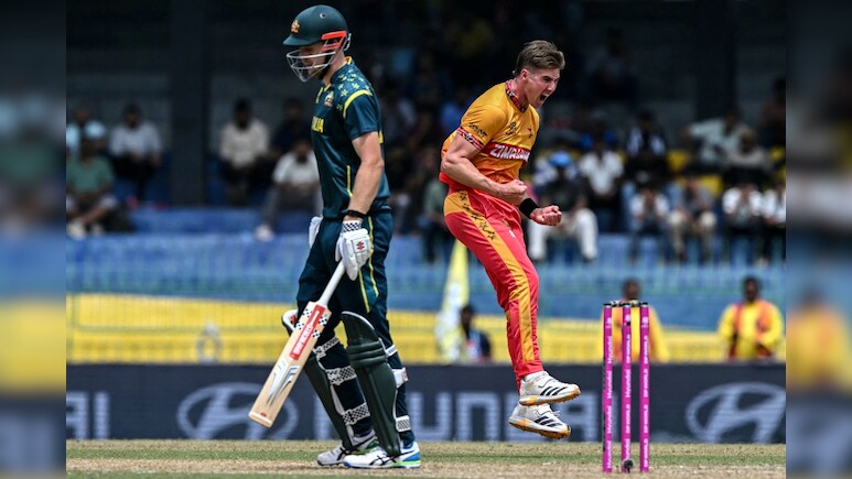 Australia vs Zimbabwe Highlights: जिम्बाब्वे ने ऑस्ट्रेलिया को हराकर T20 वर्ल्ड कप में किया बड़ा उलटफेर, सुपर 8 की राह हुई मुश्किल