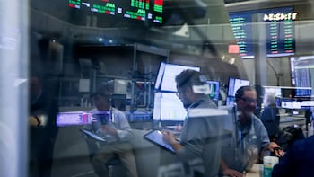 Stocks Rise as AI Jitters Ease; Gold Rebounds: Markets Wrap