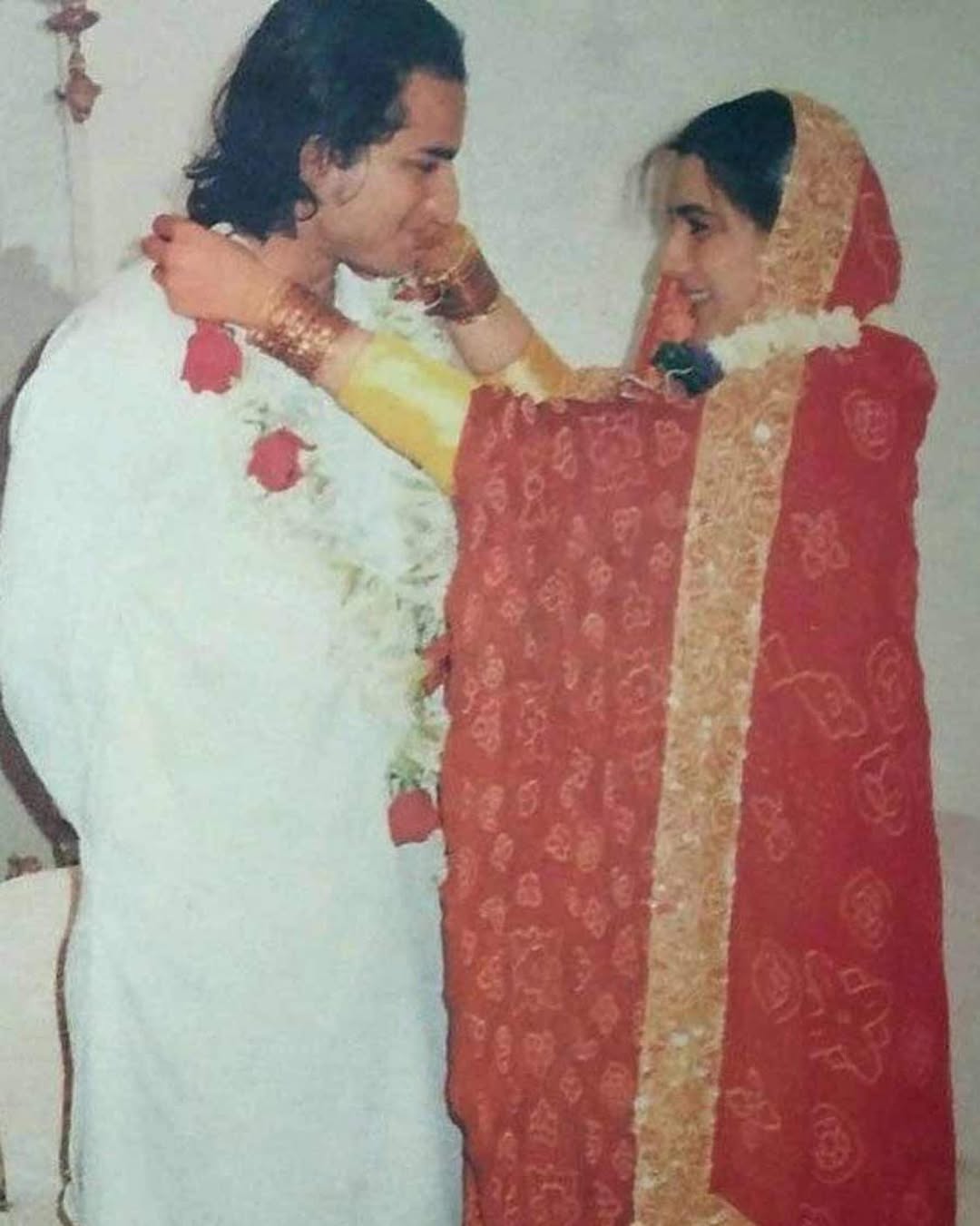 सैफ अली खान की एक्स वाइफ के यंग दिनों की 7 फोटो, खूबसूरती में बेबो पर पड़ेंगी भारी, फैंस कहेंगे- यूं ही नहीं छोटे नवाब का आया था दिल