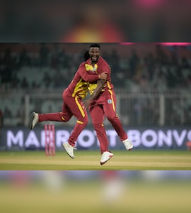 W, W, W, 0, W: Windies Star Romario Shepherd Lights Up T20 World Cup Day 1 With 4-Wicket Over. Watch