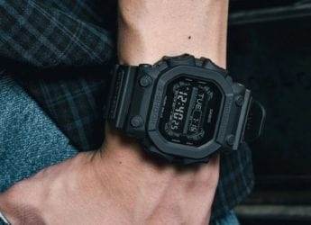 La montre Casio G-Shock GX-56UBB enti&egrave;rement noire est disponible sur les march&eacute;s europ&eacute;ens
