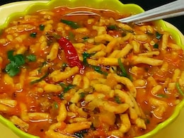 जब घर पर न मिले कोई सब्जी, तो 10 मिनट में तैयार करें ढाबा स्टाइल सेव टमाटर, रेसिपी है आसान