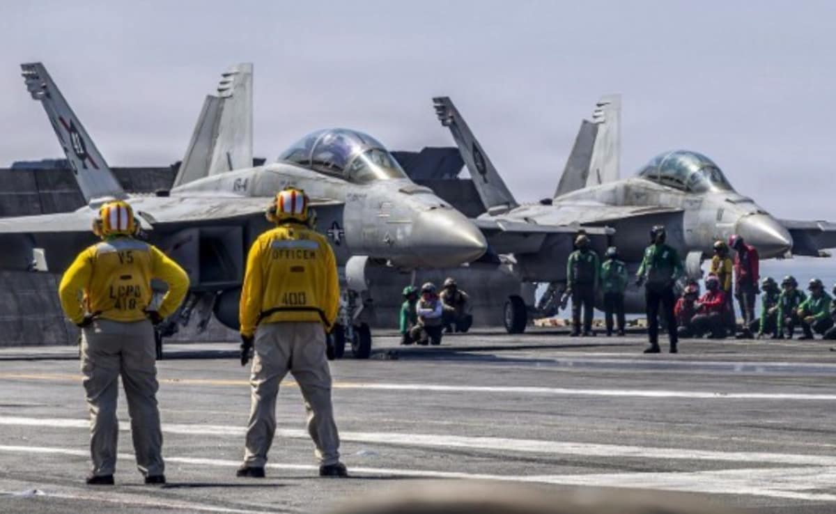 ईरान की सीमा पर खड़ी अमेरिकी सेना हमला क्यों नहीं कर रही? किसका कर रही इंतजार