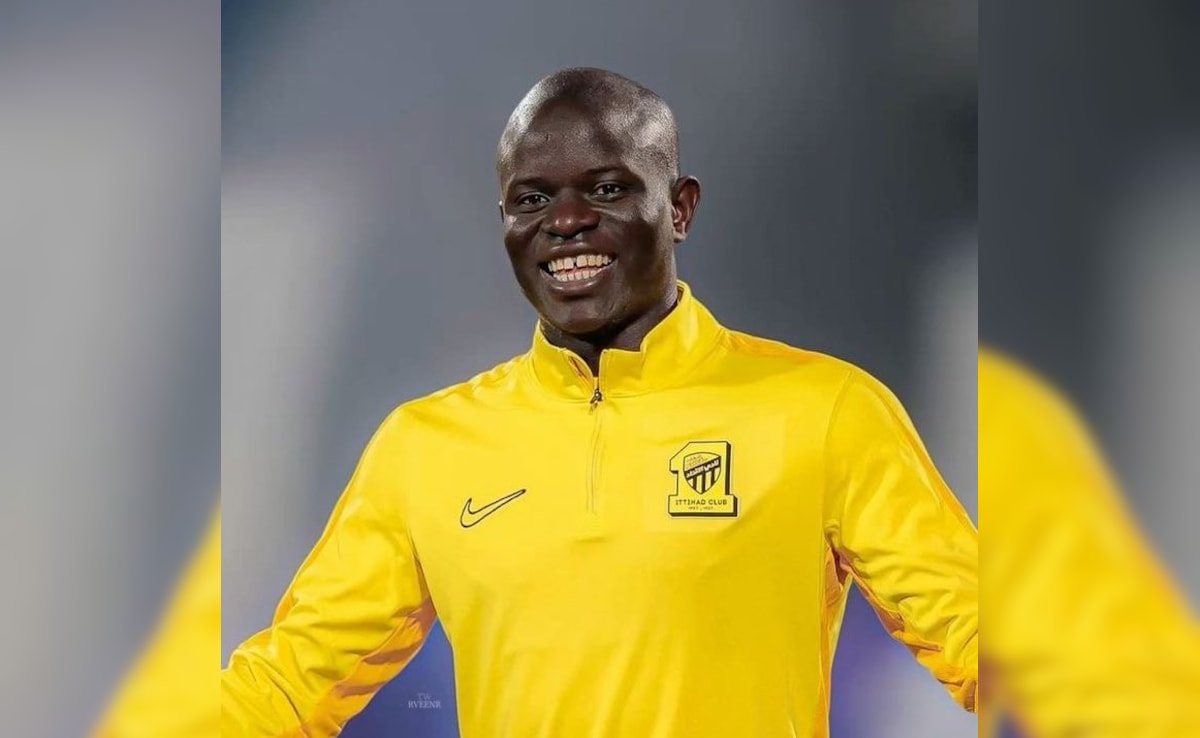World Cup Winner Ngolo Kantés Joins Fenerbahce After Transfer Dispute With Al-Ittihad