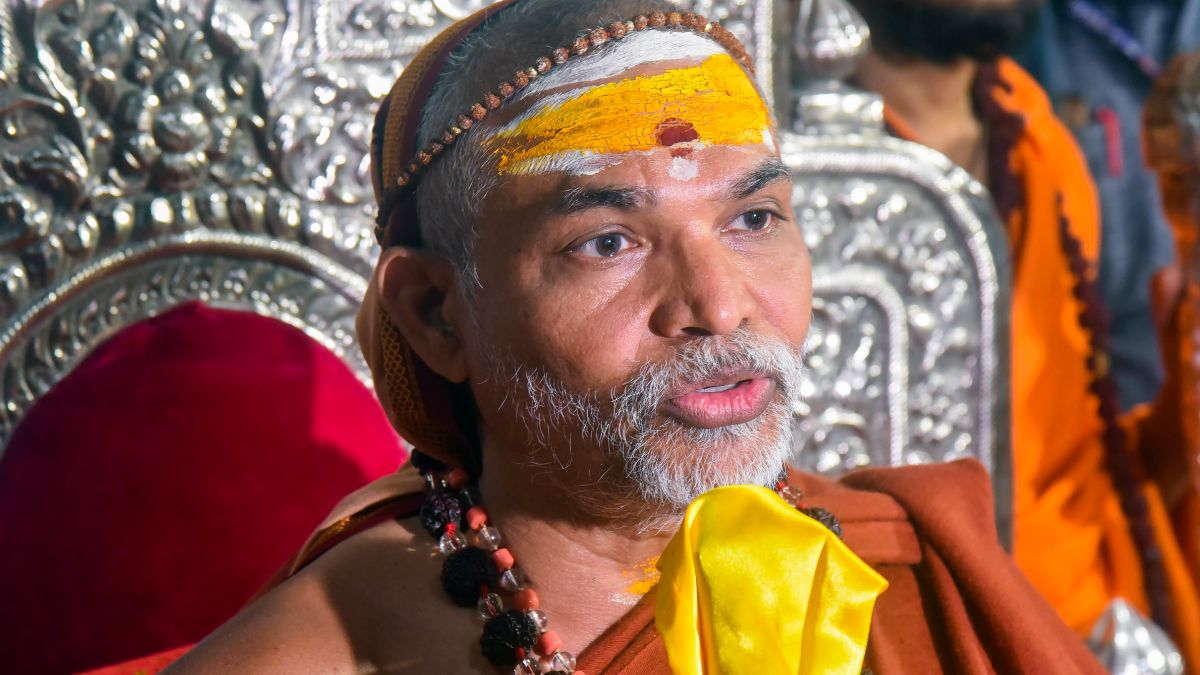 यौन उत्पीड़न केस: स्वामी अविमुक्तेश्वरानंद को इलाहाबाद HC से राहत, अग्रिम जमानत पर फैसले तक गिरफ्तारी पर रोक