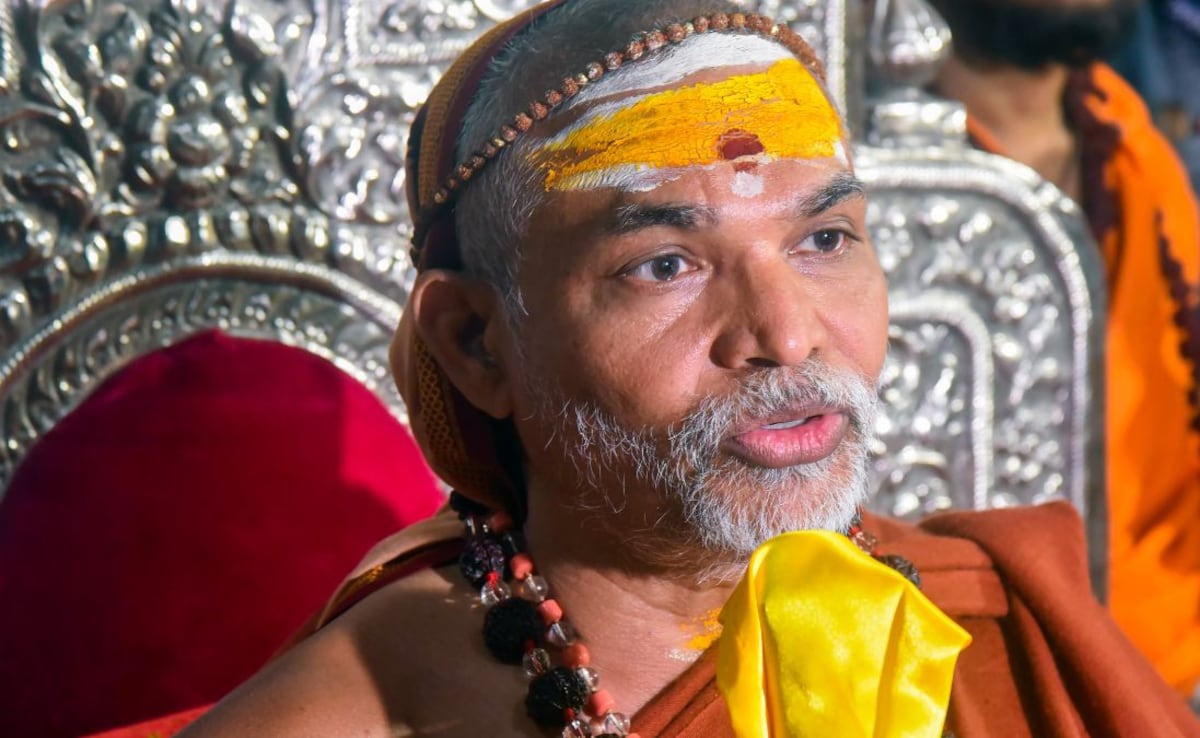 यौन उत्पीड़न केस: स्वामी अविमुक्तेश्वरानंद को इलाहाबाद HC से राहत, अग्रिम जमानत पर फैसले तक गिरफ्तारी पर रोक