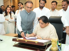 सुनेत्रा पवार ने संभाला डिप्टी CM का पदभार, अजित पवार को याद कर हुईं भावुक, अब सामने ये बड़ी चुनौती