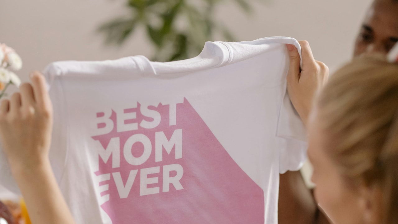 Why Some Printed Tees Look Cheap And Tacky, Even When The Design Idea Seems Cool