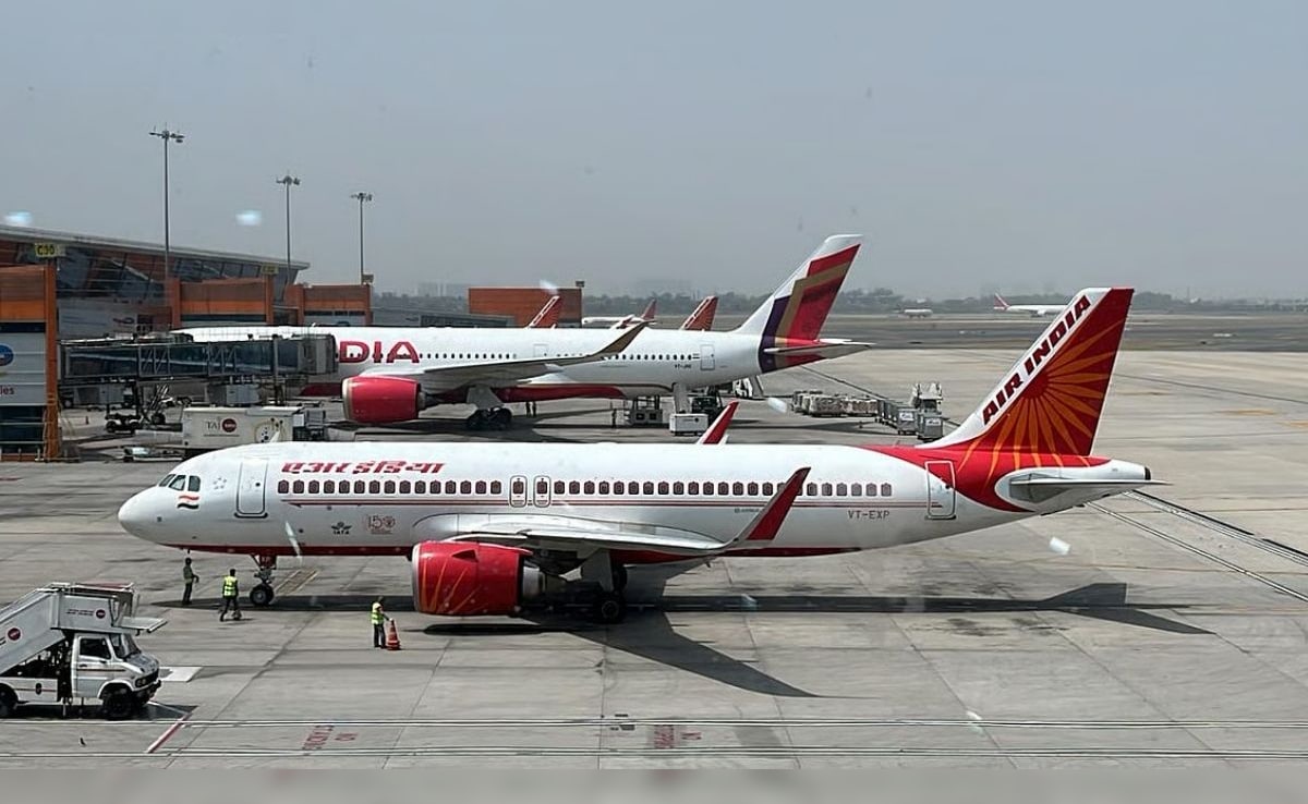 क्या आप जानते हैं कि ज़्यादातर हवाई जहाज सफेद क्यों होते हैं?