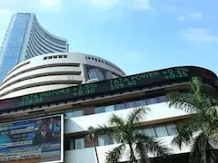 Stock Market Today: शेयर बाजार में लौटी रौनक, सेंसेक्स 300 अंक उछला, अदाणी ग्रुप के शेयरों में भी आई तेजी
