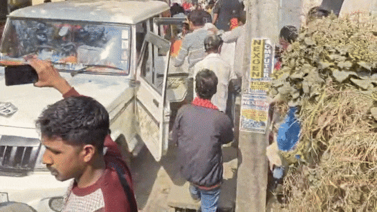 बच्चा चोरी की अफवाह पर बोकारो में बवाल, 5 साधुओं की लोगों ने कर दी पिटाई | Jharkhand Child lifting rumours Five sadhus thrashed by people in Bokaro