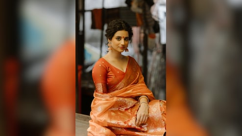 शादी हो या पार्टी, सिल्क साड़ी में ऐसे हों तैयार, टिक जाएंगी सबकी निगाहें