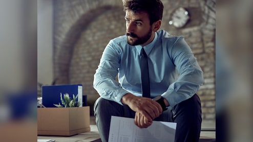 इंटरव्यू के बीच में ही चली गई जॉब, इस टेक कंपनी ने AI की वजह से 4,000 कर्मचारियों को किया आउट