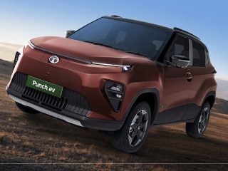 Tata Punch EV फेसलिफ्ट हुई लॉन्च: 468km रेंज, वेंटिलेटेड सीट्स और सनरूफ भी! जानें सभी वेरिएंट्स की कीमत