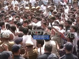 जयपुर में बीजेपी युवा मोर्चा का बवाल, कांग्रेस कार्यालय का घेराव, राहुल गांधी के खिलाफ नारेबाजी