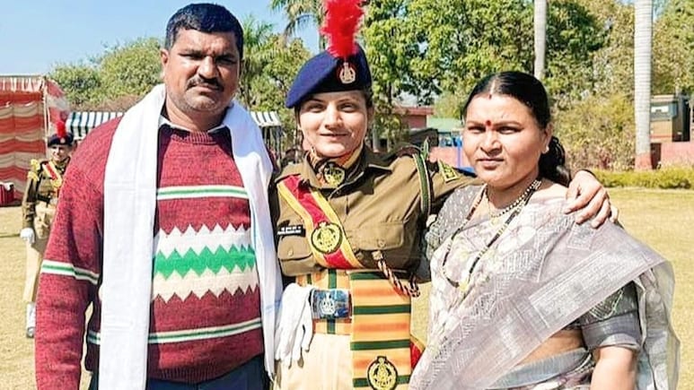 Akola News : अकोल्यातील मजुराच्या मुलीचं स्वप्न साकार, पहाटे 5 वाजता रनिंग, व्यायाम अन्..देशभरात होतंय कौतुक