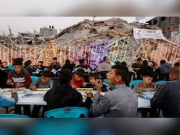 खंडहरों में रोजा, सड़क पर इफ्तारी... जंग रुकने के बाद गाजा में आया पहला रमजान- PHOTOS