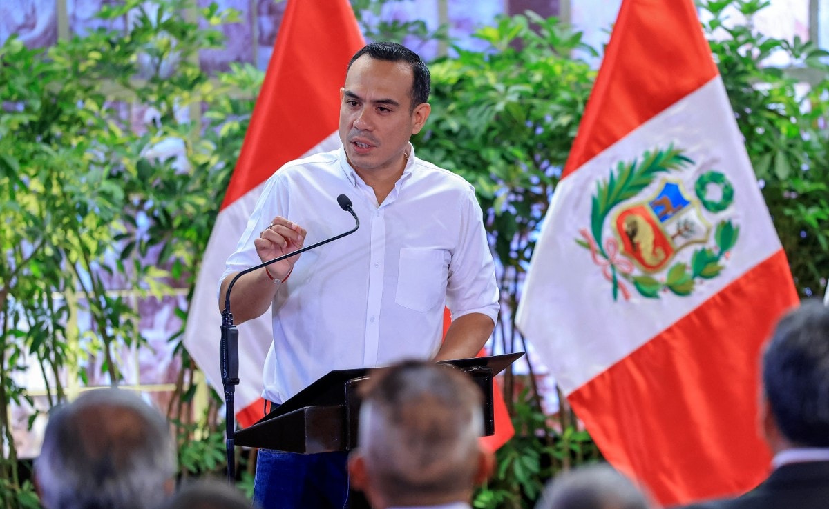 Peru President Impeached After 4 Months In Office Amid Corruption Charges