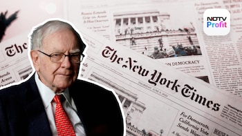 Buffett's Berkshire Hathaway Slashes Amazon Stake By 75%, Bets $350 Million On New York Times