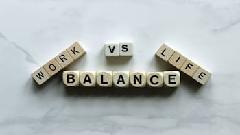 'Work Time Or Personal Time': Indian CEO Shares Chinese Entrepreneur's Blunt Take On Work-Life Balance