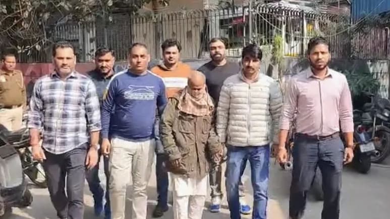 'पैसों की बारिश' का झांसा देने वाला कमरुद्दीन मजार से कैसे चलाता था खूनी तंत्र-मंत्र का खेल? पढ़ें ये रिपोर्ट