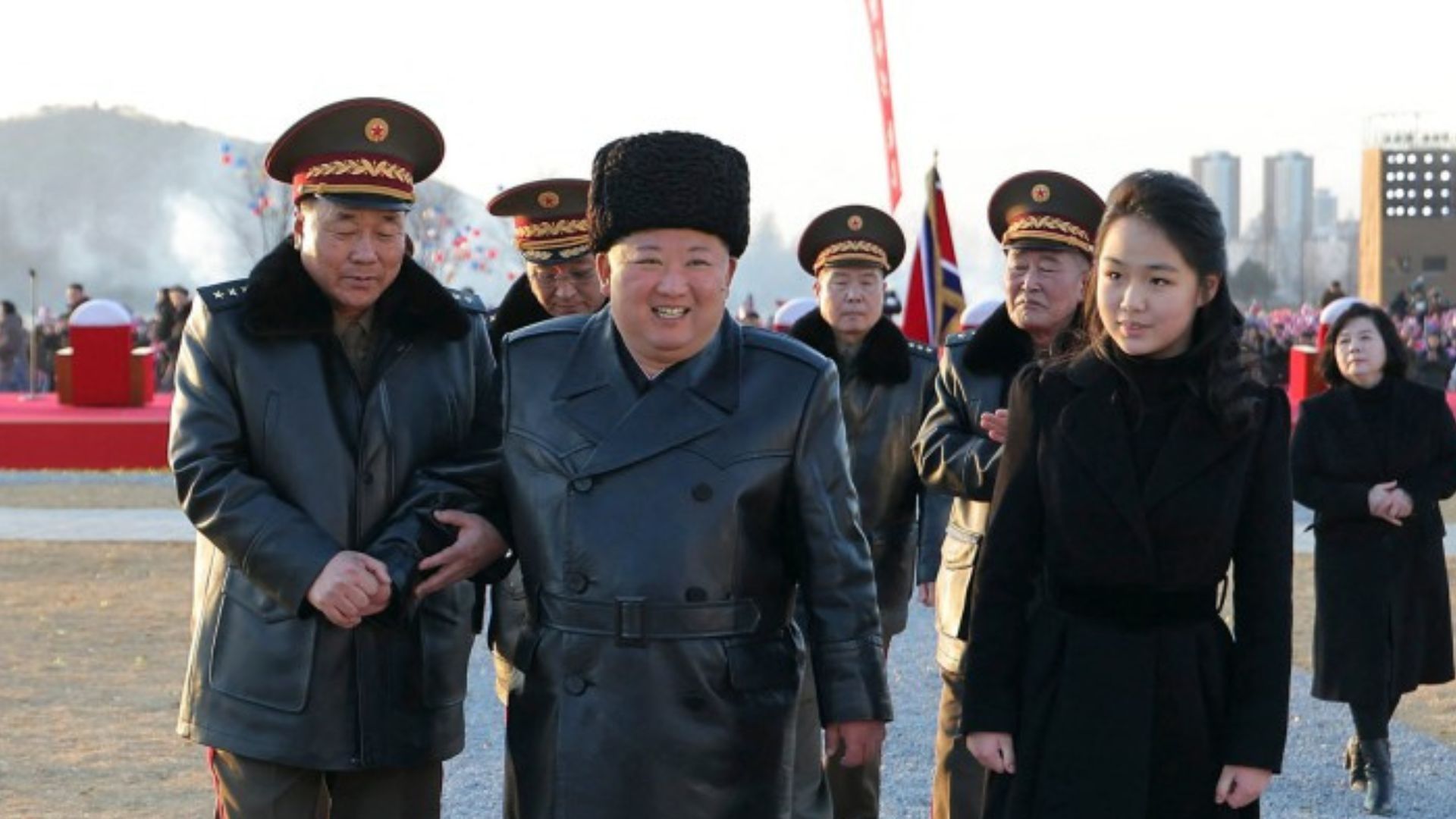 किम जोंग के बाद 13 साल की बेटी ही बनेगी अगली तानाशाह! नॉर्थ कोरिया से आया तस्वीरों वाला बड़ा सबूत