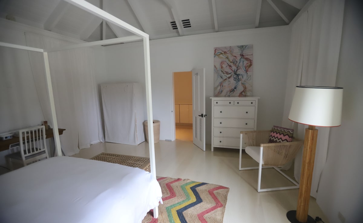 epstein island bedroom epstein island bedroom