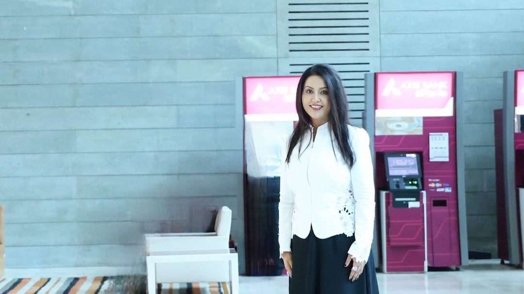 Amruta Fadnavis Resigns From Axis Bank After 23 Years, Shares Heartfelt Note