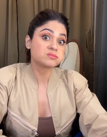 47 वर्षीय शमिता शेट्टी हैं सिंगल! बताया वैलेंटाइन डे का प्लान, शिल्पा शेट्टी की बहन बोलीं- किसी कपल को देखूंगी तो जोर से चिल्लाऊंगी