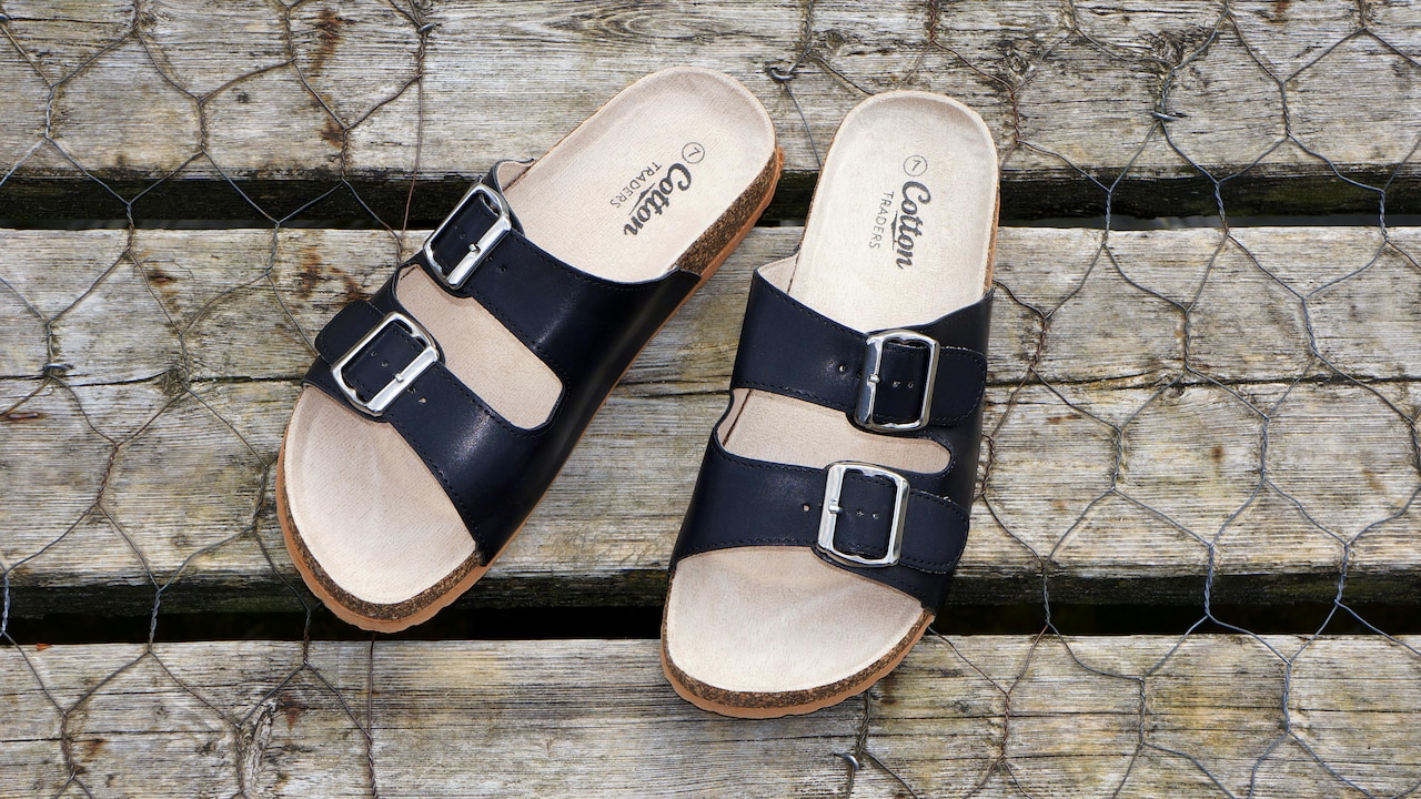 Memory Foam Sandals For Summer: Do They Really Stay Comfortable All Day?