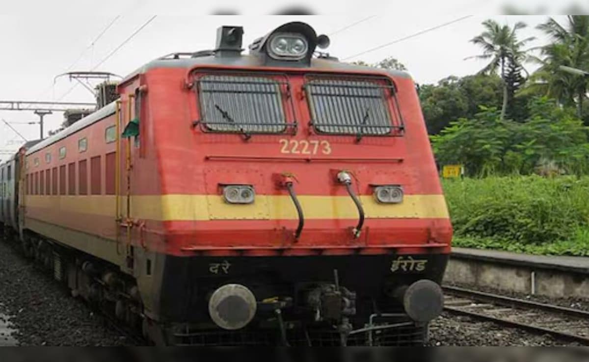 क्या आपने भी खाई है 90s की ट्रेन वाली थाली? जान लें तब कैसा मिलता था खाना?