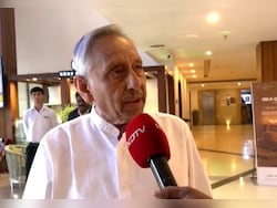 Pawan Khera "Puppet", Shashi Tharoor's Ambitions: Mani Shankar Aiyar, Again