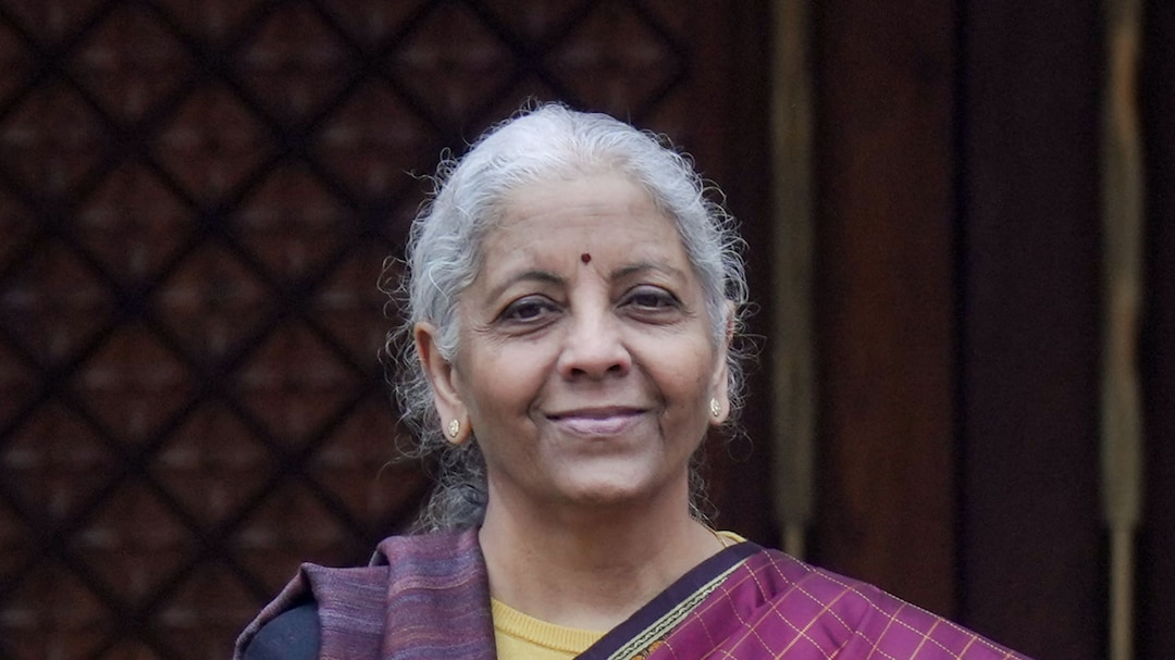 Budget 2026: FM Nirmala Sitharaman Opts For Traditional Kanjeevaram Silk Sari