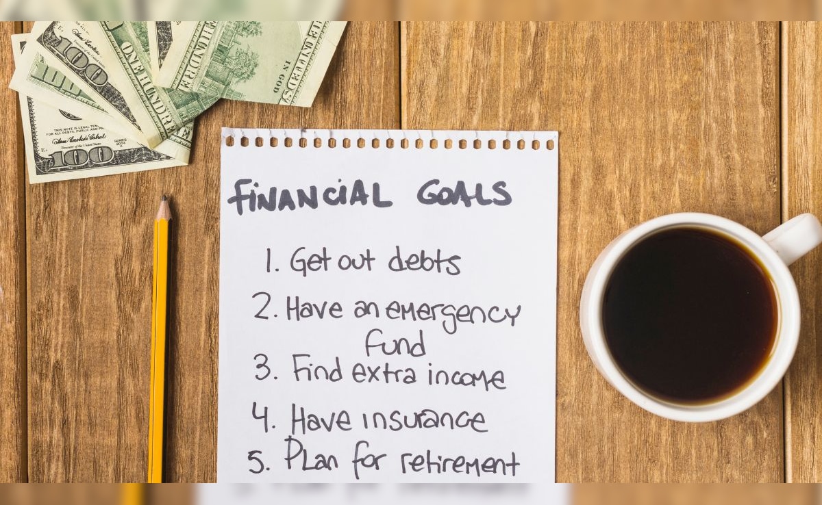 फाइनेंशियल फ्रीडम गाइड 2026: सिर्फ अपनी सैलरी पर निर्भर न रहें, जानिए कैसे बढ़ाएं अपनी इनकम