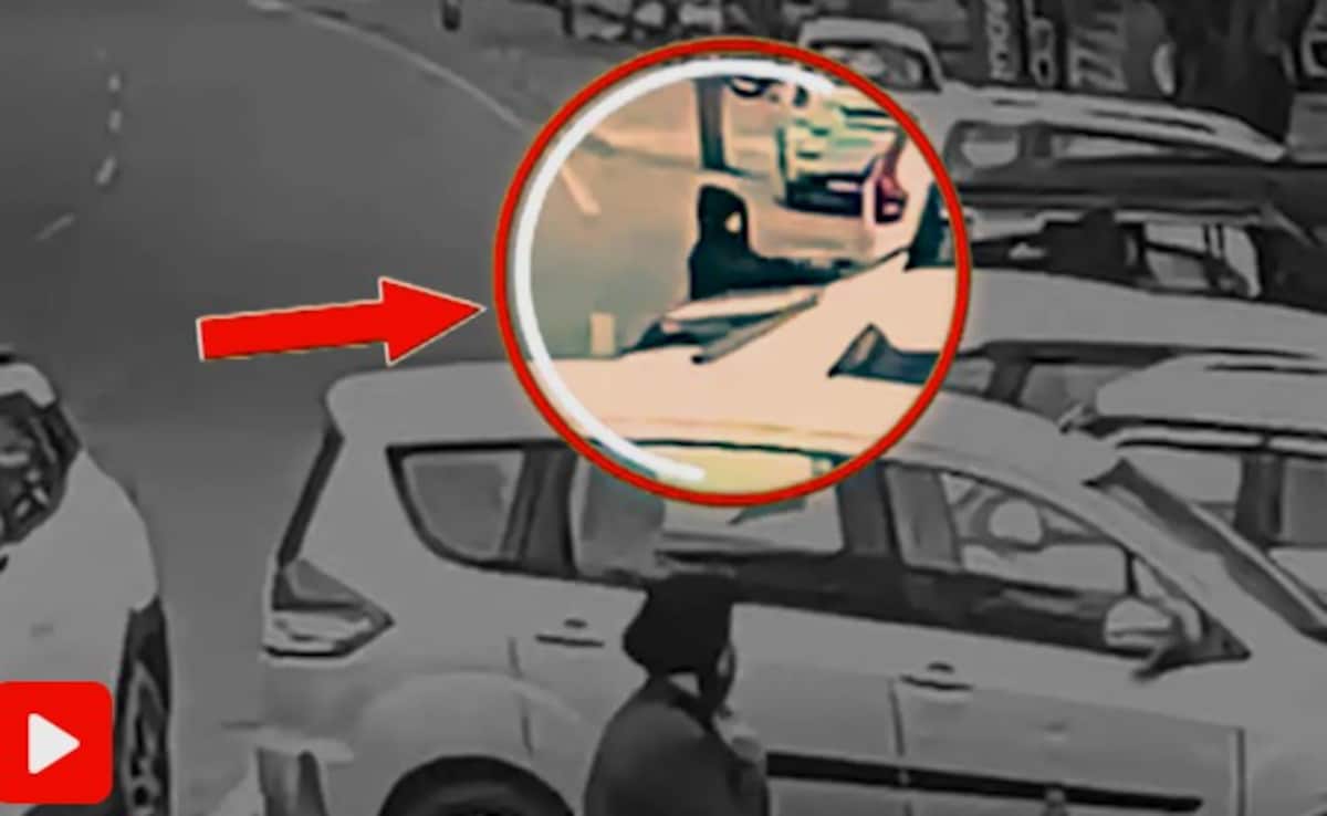 लक्की की हत्या CCTV में कैद: काली हुडी, चेहरे पर मास्क, शख्स ने थार में बैठे AAP नेता को मारीं 5 गोलियां