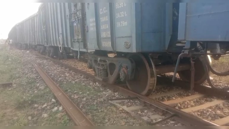 Rajasthan: बूंदी के लाखेरी स्टेशन यार्ड में मालगाड़ी के तीन डिब्बे बेपटरी, शंटिंग के दौरान हादसा