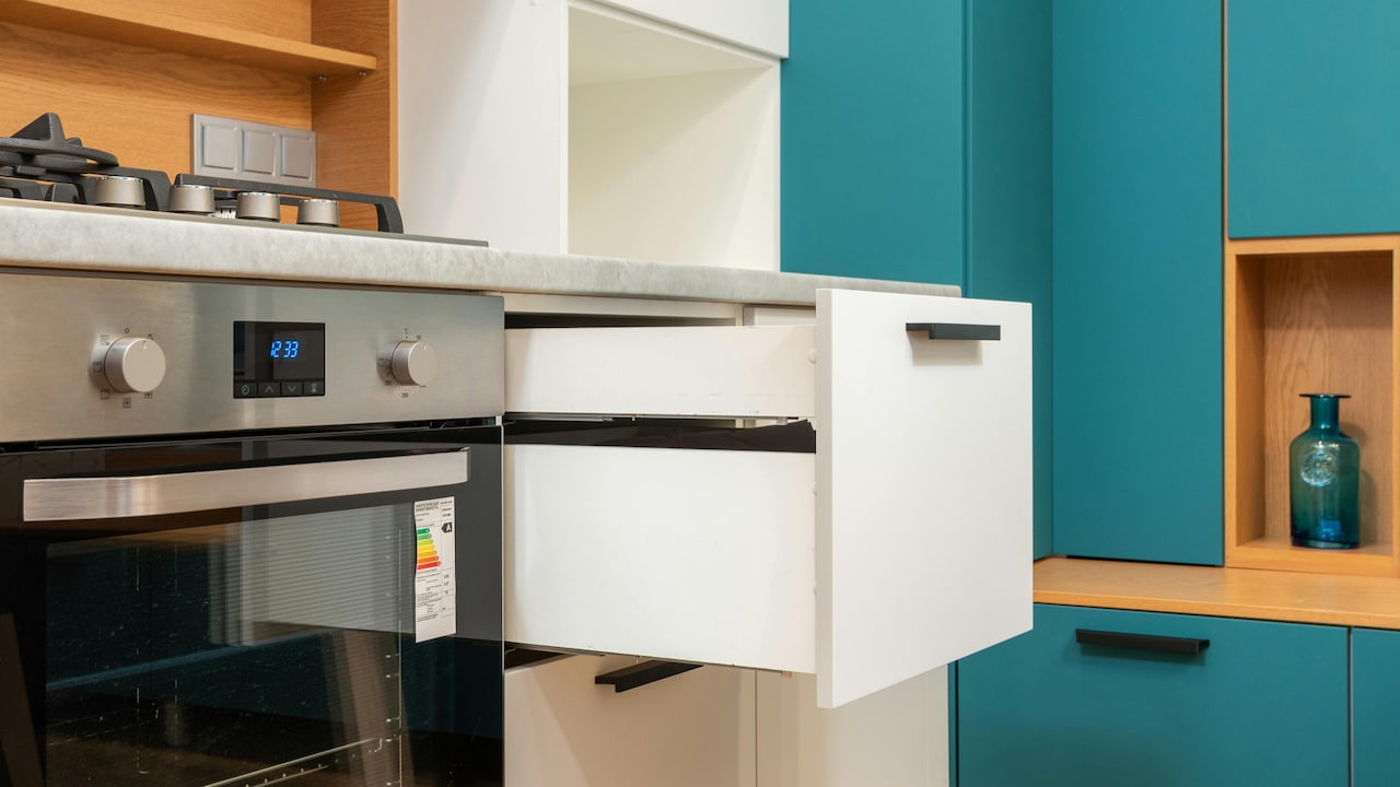 How to Measure Cabinets: Step-by-Step Guide for Accurate Kitchen Cabinet Sizes