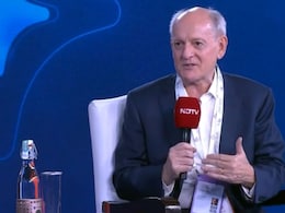 "Chernobyl-Scale Disaster" Warning In AI Guru Stuart Russell's Note To World