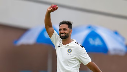 Kashmir Express: Who Is Auqib Nabi? The Pace Sensation Powering J&K's Maiden Ranji Trophy Semi-Final Run