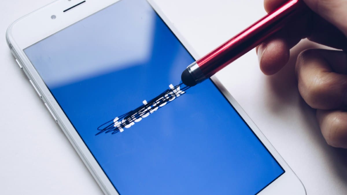 बच्चों की ऑनलाइन सेफ्टी के लिए सोशल मीडिया बैन? इस देश ने किया एलान