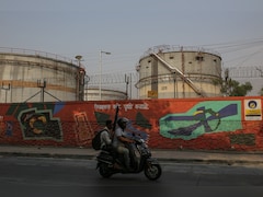 कच्चे तेल में लगी आग, 80 डॉलर के पार पहुंचा भाव, भारत के तेल बास्‍केट पर बढ़ी टेंशन