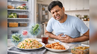 बार-बार ठंडा खाना खाने से पेट की कौन-सी बीमारी चुपचाप बढ़ती है? क्या आप भी अक्सर करते हैं ये गलती?