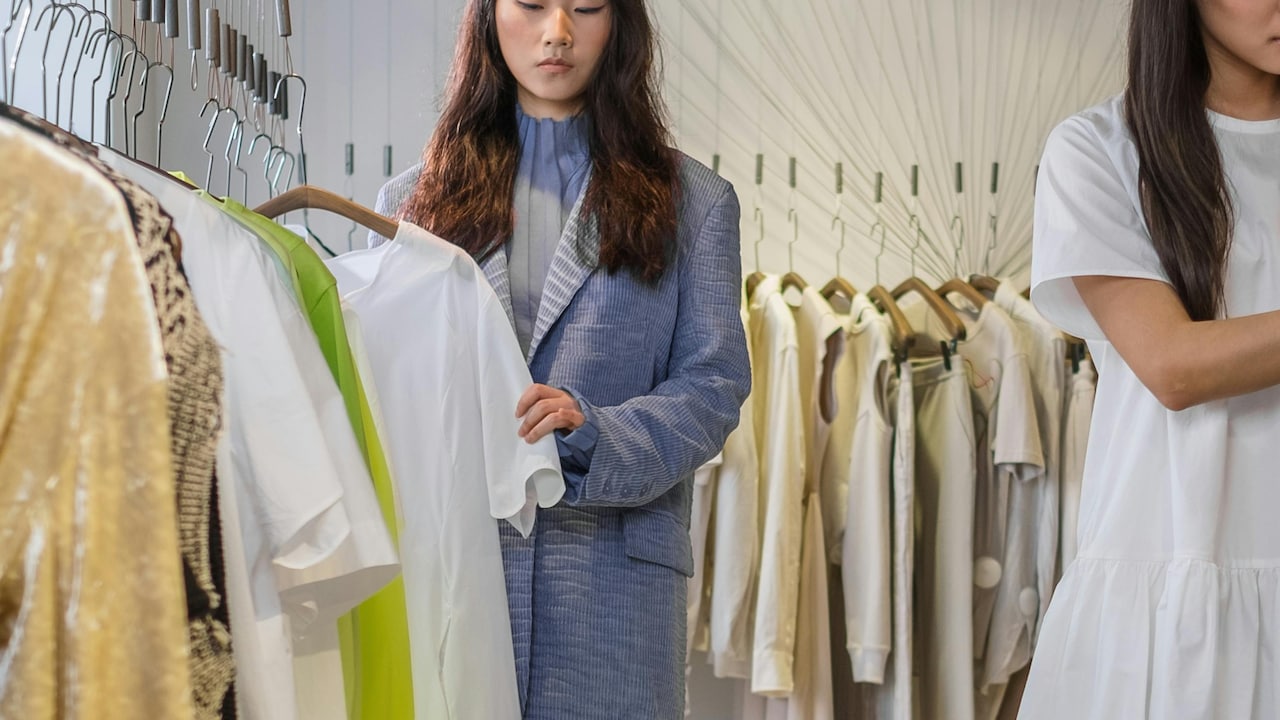 Which dress do you want to choose for Valentines Day?