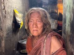 Video: Elderly Bengal Woman Fighting To Save Her Rice Shop Wins Hearts Online