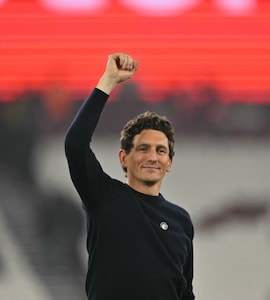 Brentford Hand Massive Long-Term Contract To Manager Keith Andrews
