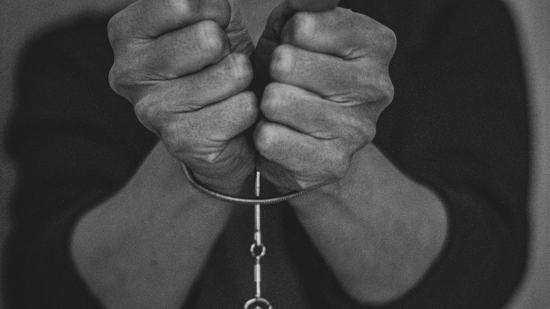 Fino Bank CEO Arrest Linked To GST Probe Into Online Gaming Fund Flows