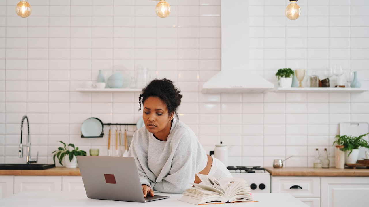 Chimney Suction Myths: Correct Power For Indian Kitchens, Size Is Not Everything Chimney Suction Myths: Correct Power For Indian Kitchens, Size Is Not Everything